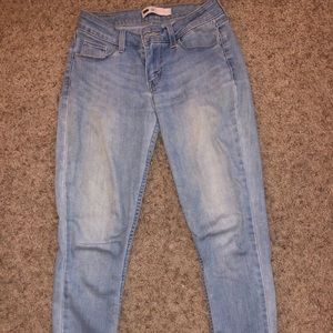 Levi Skinny jeans